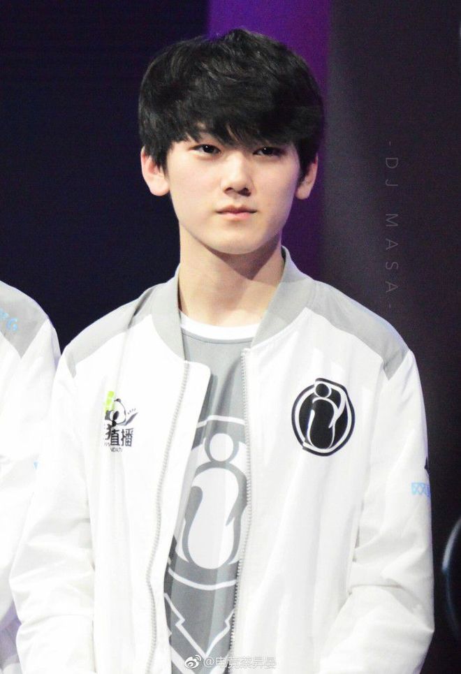 Ninjas in Pyjamas 祝贺 shanji 在 LPL 的三周年纪念：在 Canyon 中三年，他的心始终如一